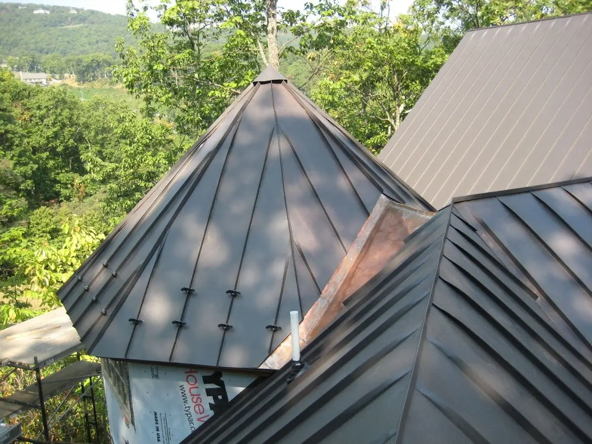 Professional Roof Tarp Installation by Craftsman Roofing in Imperial Cove